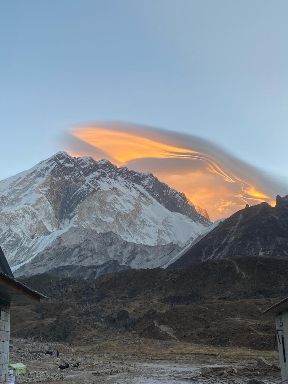 Sherpa Lodge Lobujya المظهر الخارجي الصورة