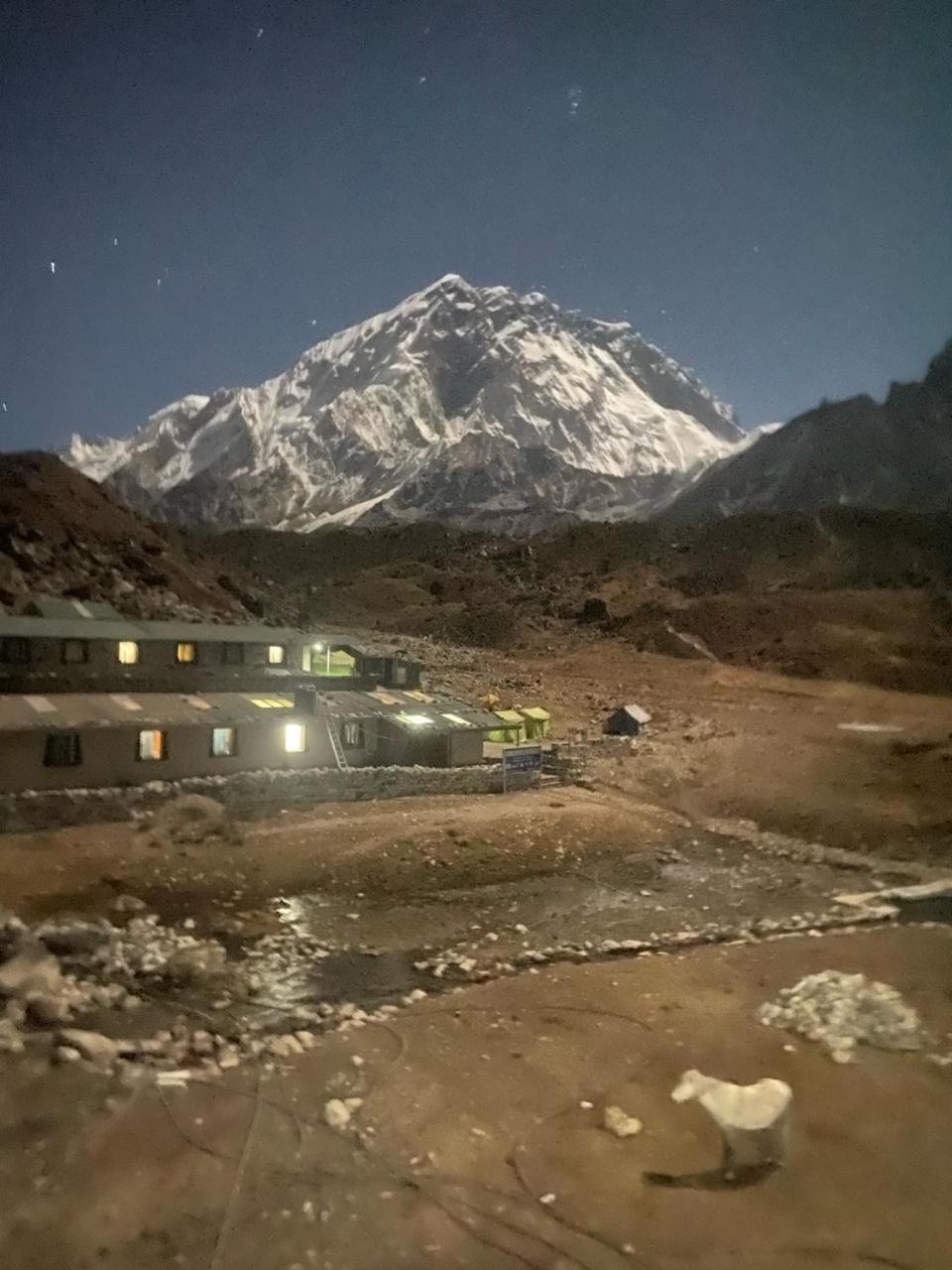 Sherpa Lodge Lobujya المظهر الخارجي الصورة